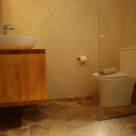 La Casa Di Nonna Lägenhet Qeparo Exteriör bild